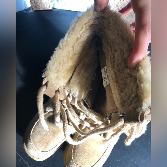 Women’s Retro Y2K Moccasin Boots Size 6!! ✨ - Picture 11 of 13
